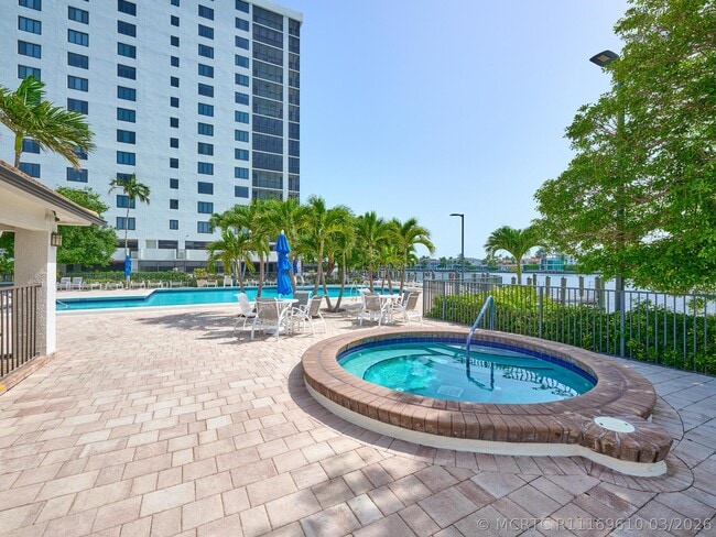 3420 S Ocean Blvd Unidad 11r