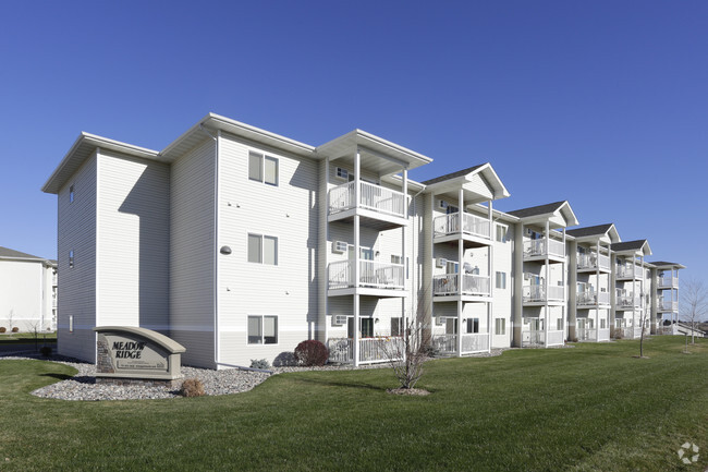 Meadow Ridge Apartments - Meadow Ridge Apartments