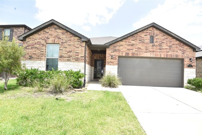 Building Photo - 23006 Forebear Dr