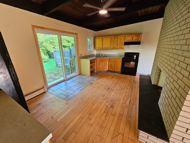 Photo - 10 Mountain View Blvd