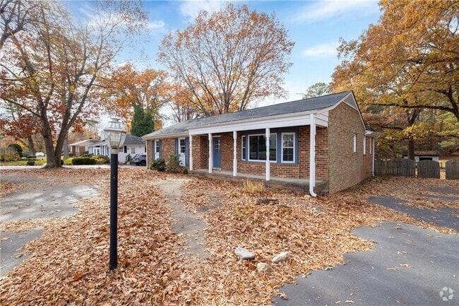 Building Photo - 2824 Guyana Dr Rental