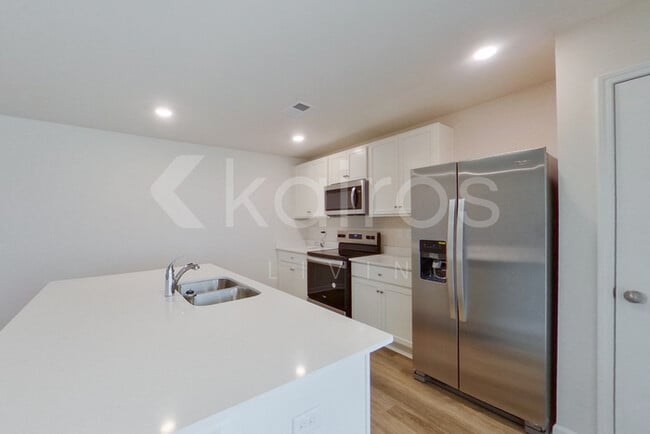 Photo - 100 Inez Ave