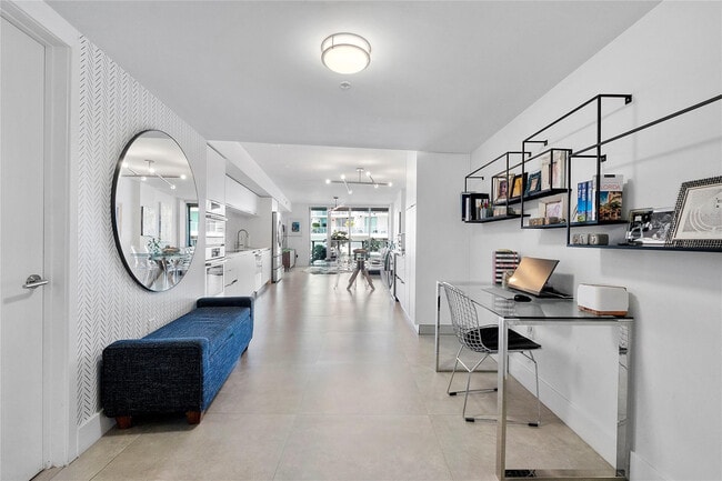 Photo - 6620 Indian Creek Dr Unit 315