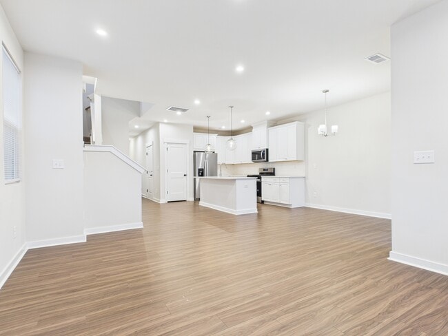 Photo - 9529 Munsing Dr