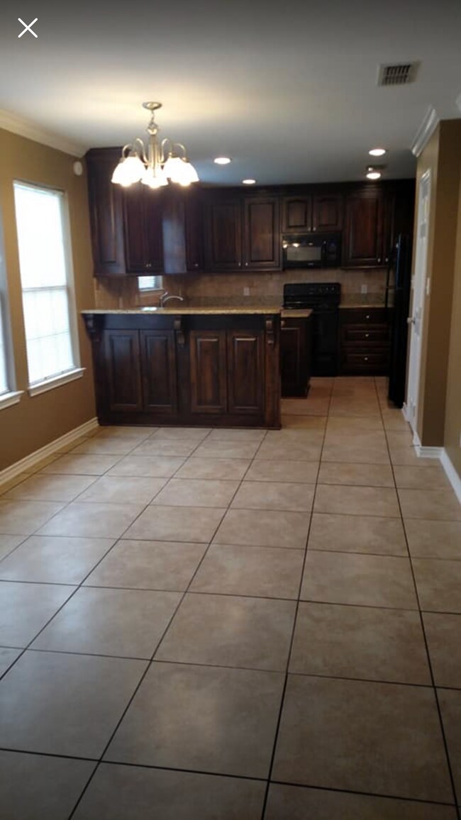 Photo - 5953 State Highway 154 E Townhome