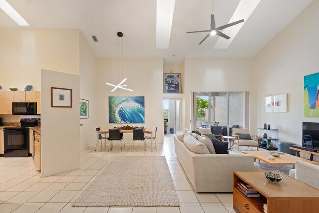 Photo - 1302 Mahogany Pl