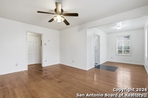 Photo - 323 E Melrose Dr