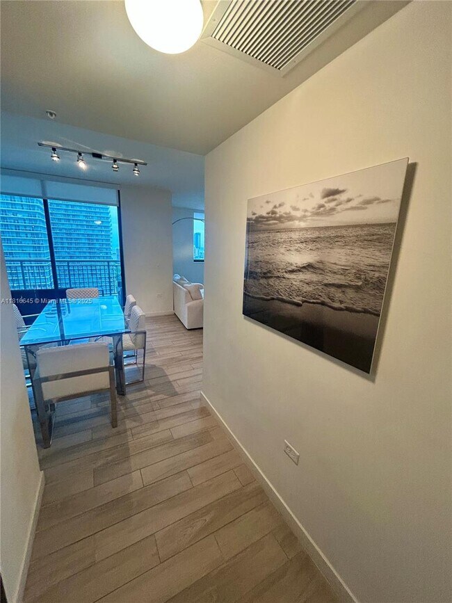 Photo - 999 SW 1st Ave Condo Unit 2804