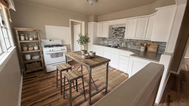 Photo - Cozy South OKC Charm: Your Next Sweet Home