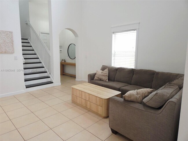 Photo - 202 NE 36th Terrace