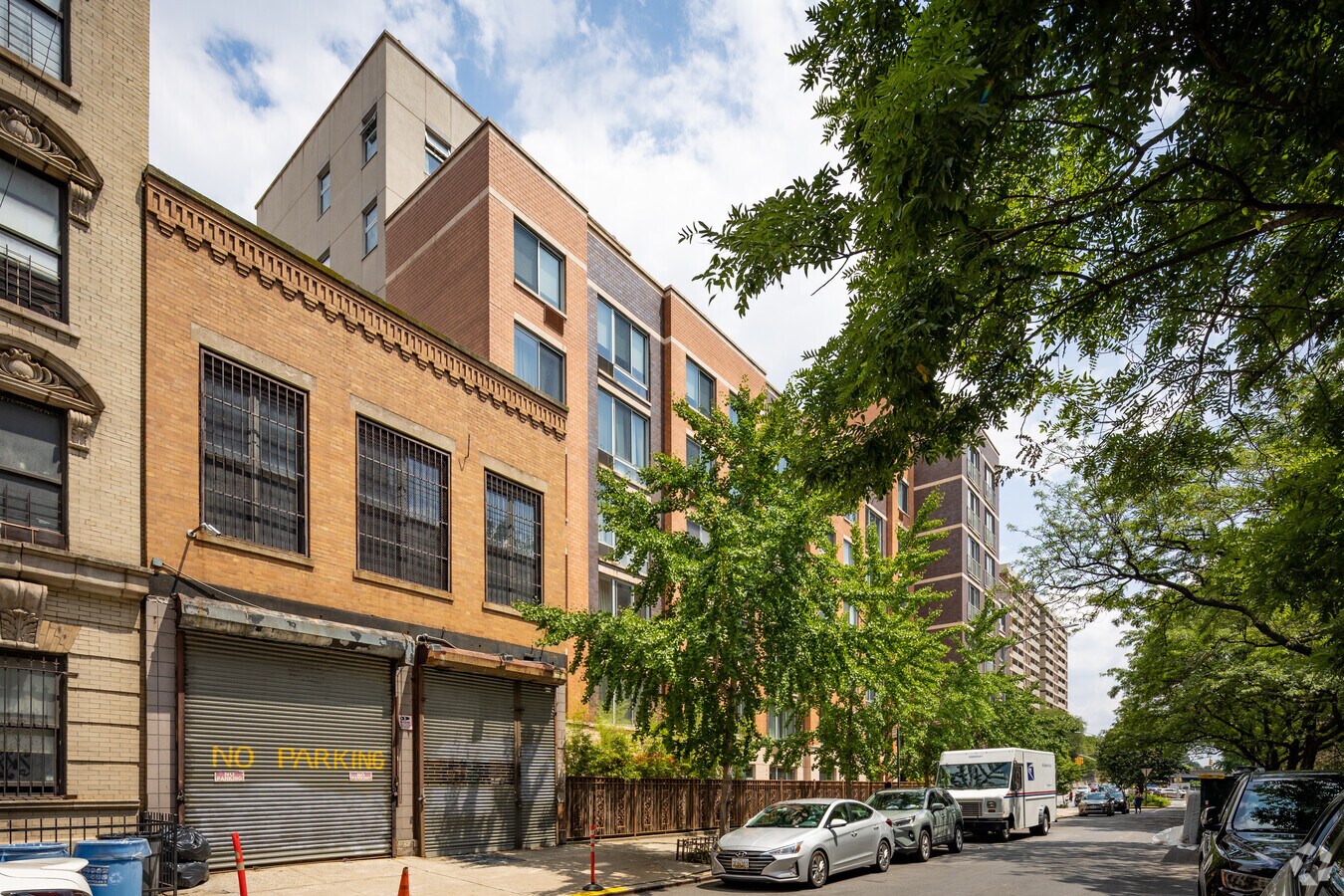 Photo - Beacon Towers