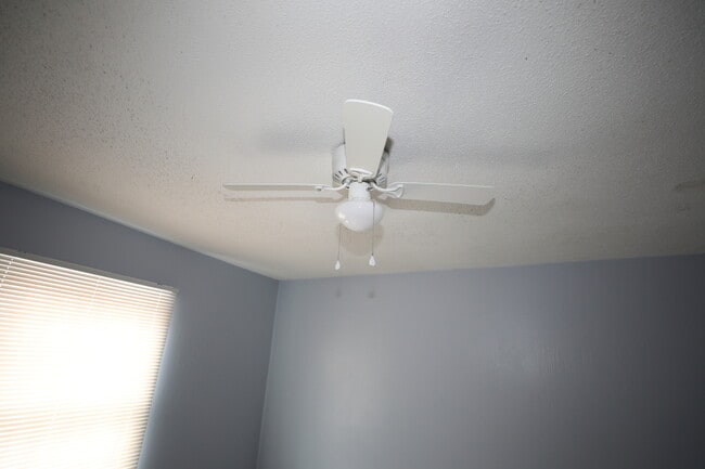 Photo - 1815 Paisley Ave