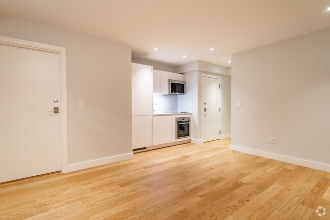 Building Photo - 27 South St Unit #B3 Rental