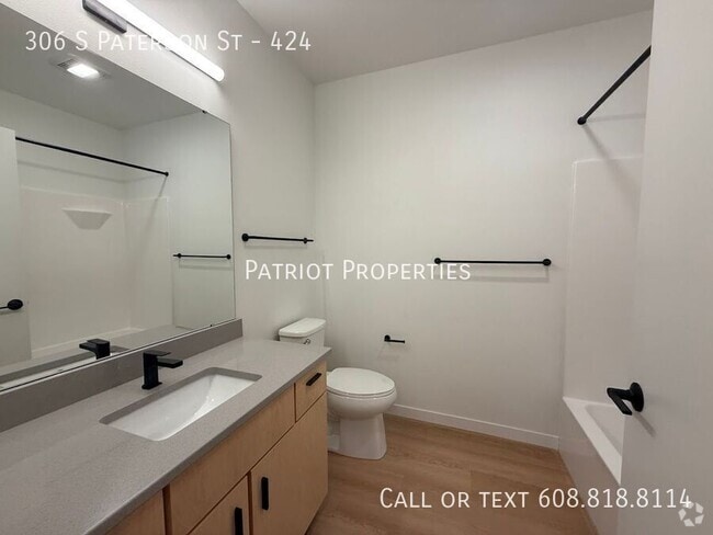 Building Photo - 306 S Paterson St Unit 424 Rental