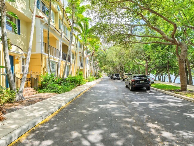 Photo - 2891 S Greenleaf Cir