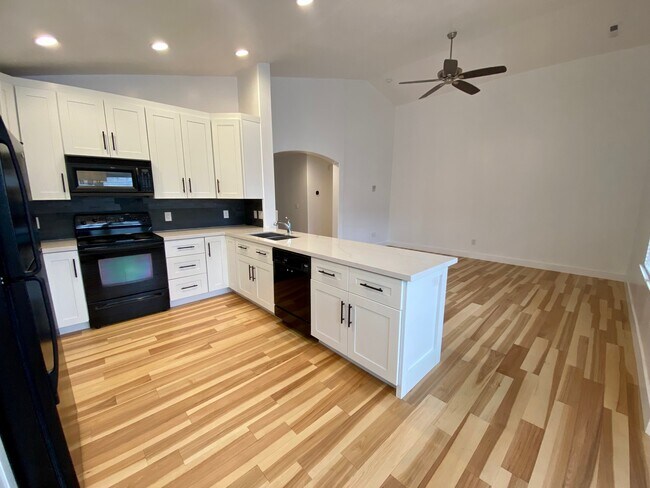 Photo - 840 Red Sage Ln Townhome