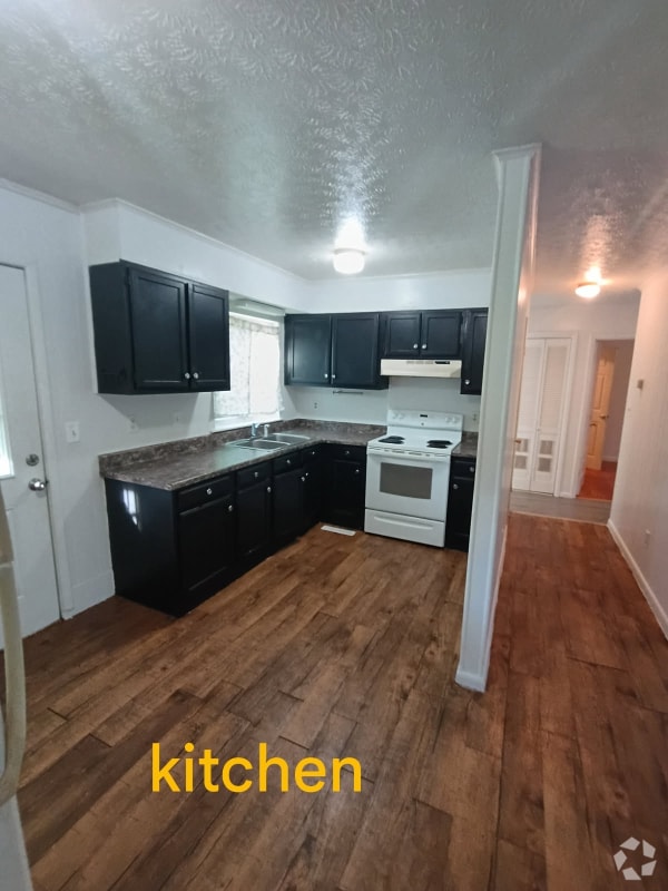 Building Photo - 218 Morning Dr Unit 2 Rental