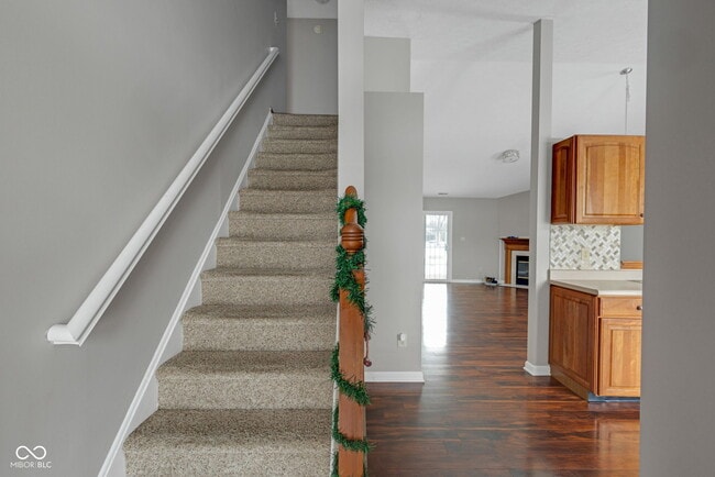 Photo - 6318 Pickwick Ct