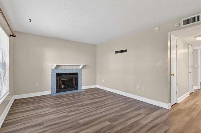 Photo - 14319 Hanging Moss Cir Unit 102