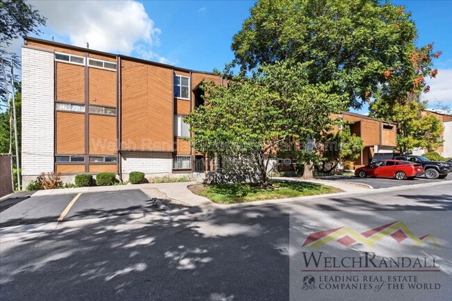 Photo - 2438 Elizabeth St Unit 2