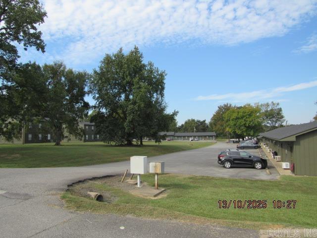Building Photo - 1313 McNutt Rd Unit 28