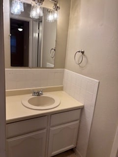 Baño - 3501 McDonell Ave Unidad J Cruz Properties
