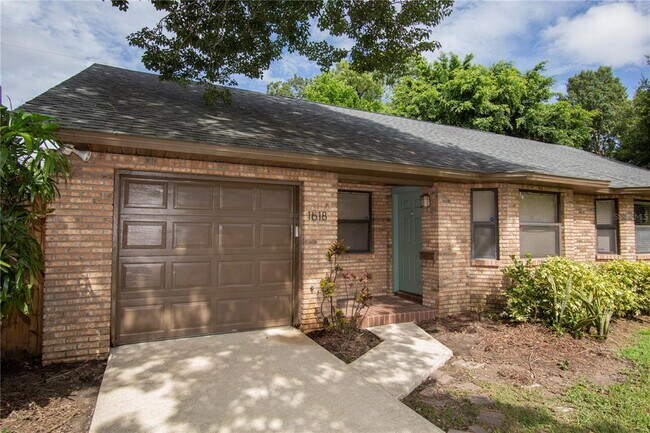 1618 Asher Ln