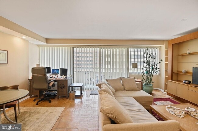 Photo - 4515 Willard Ave Unit 1111S