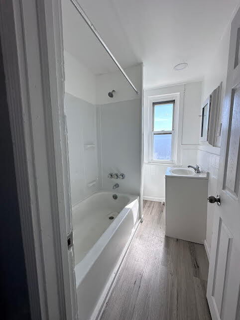 Photo - 7050 Clinton Rd