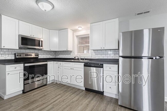 Photo - 15400 E 54th St