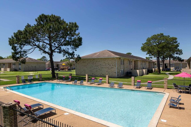 Building Photo - Tanglewood Rental