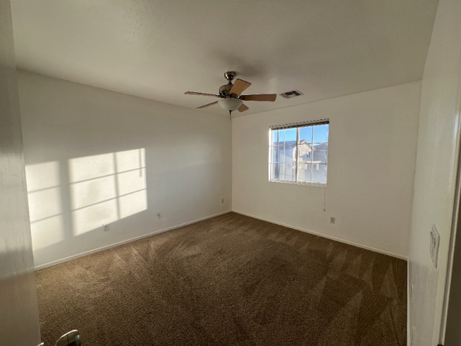 Photo - 106 N 223rd Ave House