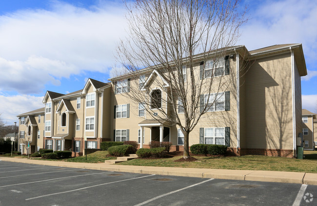 Stafford Lakes - Stafford Lakes Apartments