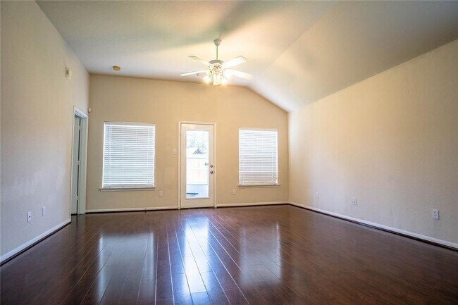 Photo - 11304 Hidden Bay Dr