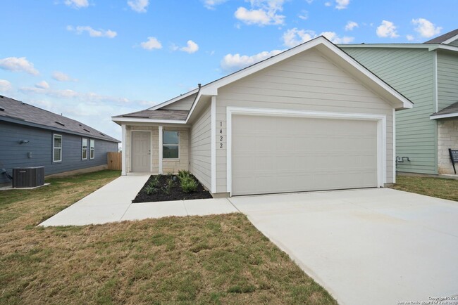 Photo - 1422 Laima Curve Casa
