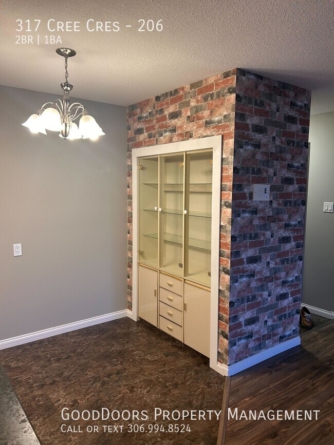 Photo - 317 Cree Crescent