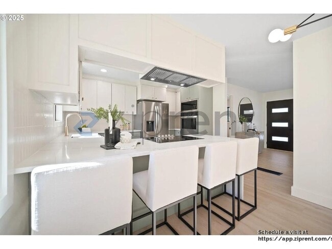 Photo - 7640 SW Whitford Dr