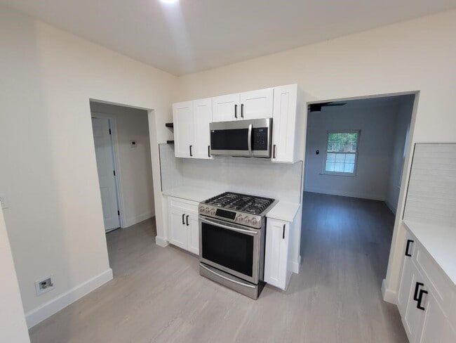 Photo - 4505 Kress St Unit A