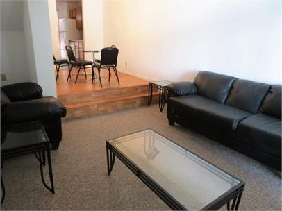 Photo - 711 W Elm St