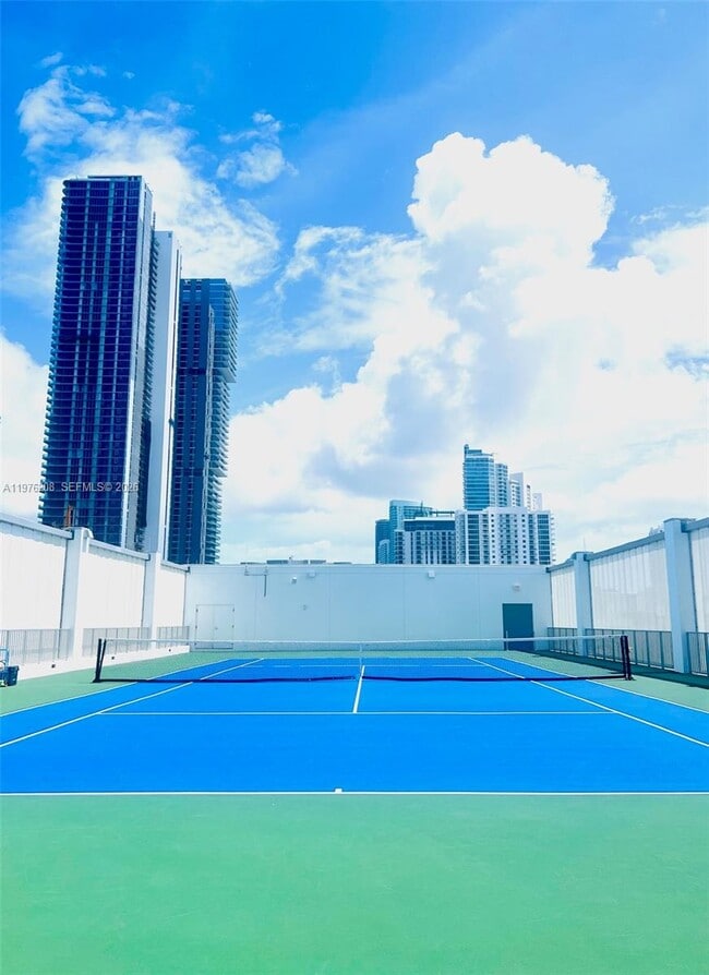 Building Photo - 700 NE 26th Terrace Unit 3504