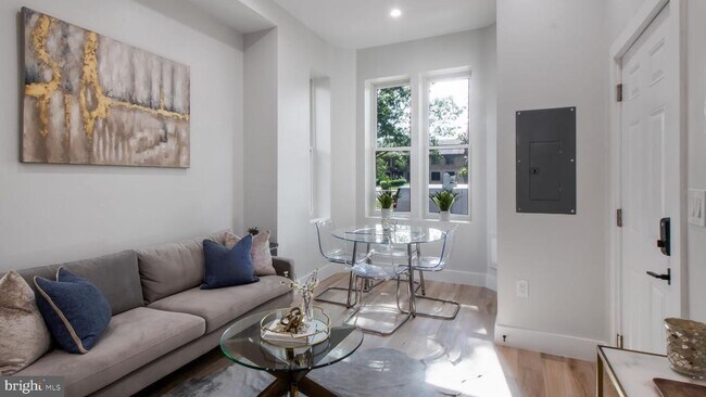 Photo - 1239 5th St NW Unit 1
