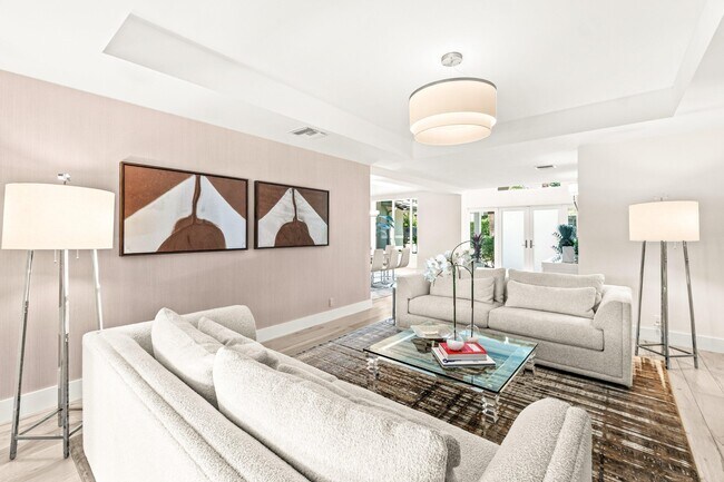 Photo - 2367 Queen Palm Rd