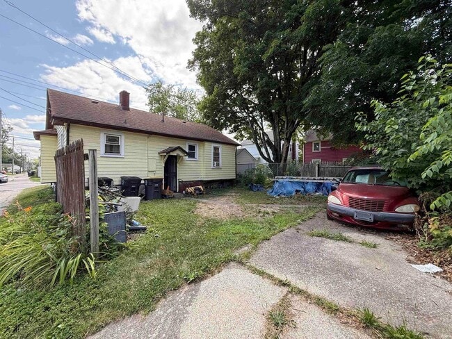 Building Photo - 1811 Colerick St