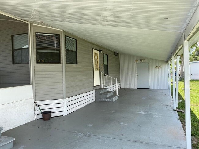 Photo - 38210 Williams Aire St