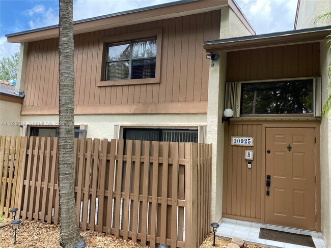 Photo - 10925 SW 113th Pl