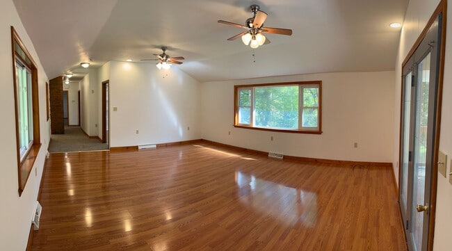 Building Photo - 189 Wible Run Rd Unit Apt #1