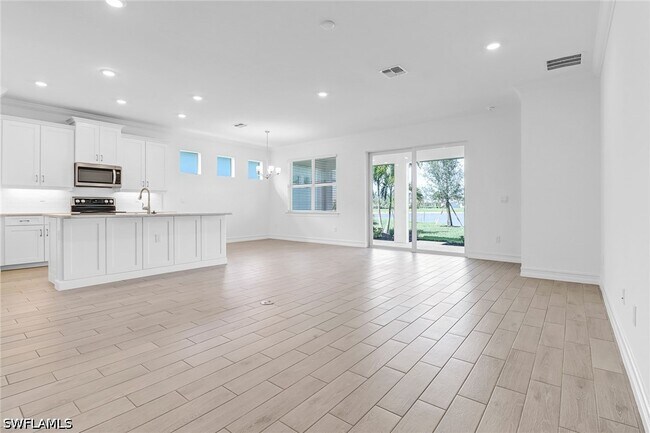 Photo - 317 Spiaggio Ct