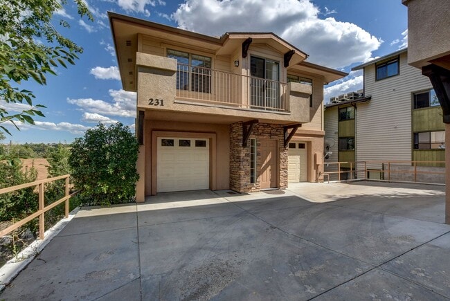 Photo - 221 Spring St Unidad 231