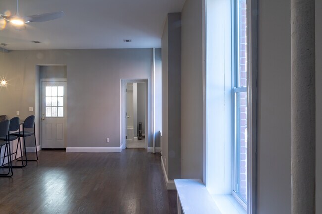 Photo - 1118 Park Ave