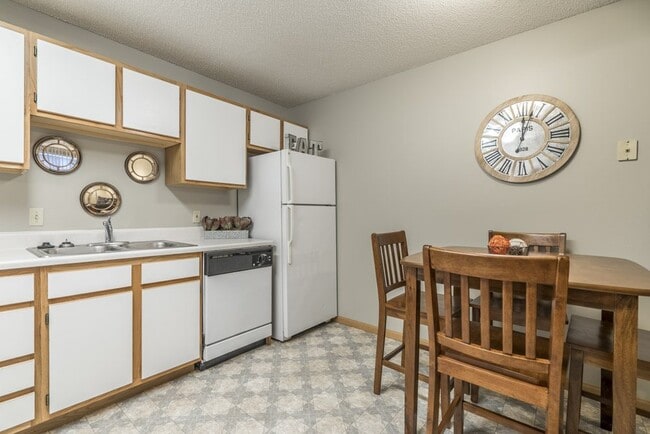 Photo - Fountain Glen